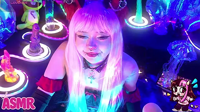 LaytonBox online show from March 10, 2026, 2:43 pm