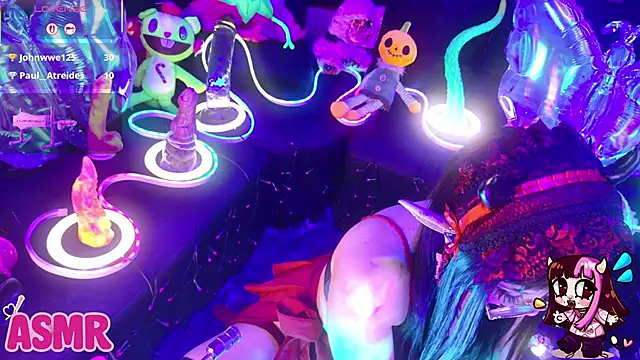 Snapshot of LaytonBox chatting on February 21, 2026, 2:08 pm LaytonBox online show from February 21, 2026, 2:08 pm