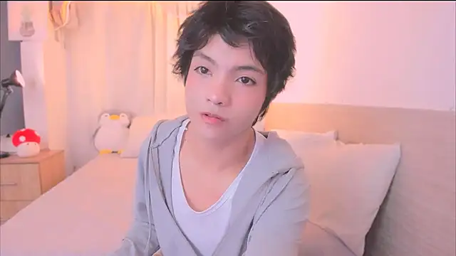 AllanYong18 online show from February 1, 2026, 11:41 am