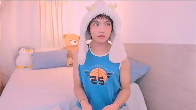 AllanYong18 online show from January 15, 2026, 5:22 am