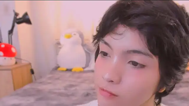 AllanYong18 online show from March 14, 2026, 12:22 pm