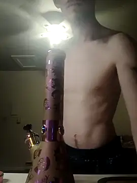 LitHippieBaby420 online show from February 2, 2025, 12:24 pm