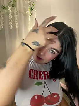 karla hotgirl online show from March 27, 2026, 1:14 am