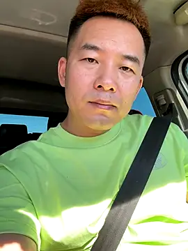 zxb757369 online show from September 9, 2025, 5:39 am