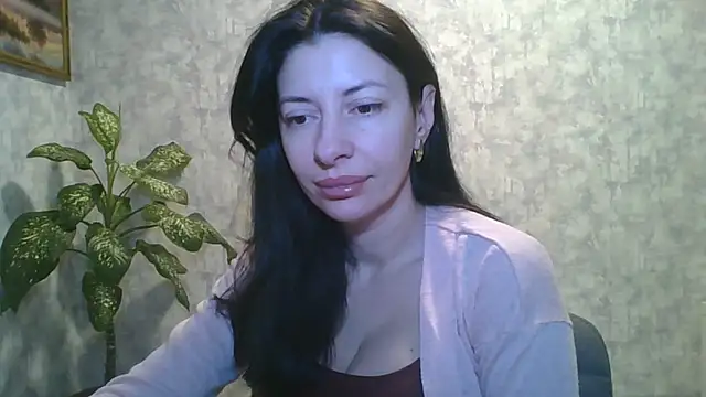 Snapshot of LissaBlossom chatting on February 5, 2026, 3:57 am LissaBlossom online show from February 5, 2026, 3:57 am