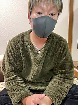 Snapshot of K0718 chatting on February 18, 2025, 1:21 am K0718 online show from February 18, 2025, 1:21 am