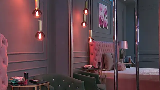 SallyMadison online show from December 15, 2025, 5:52 pm