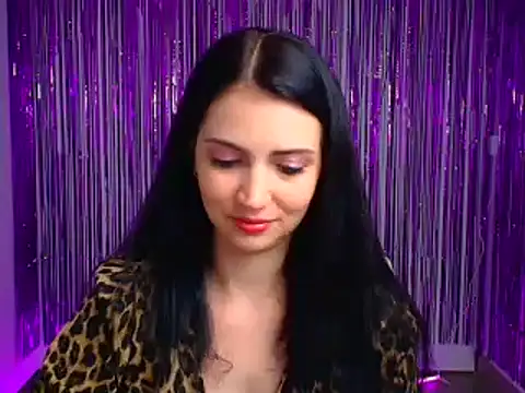 Snapshot of Amalia_amor chatting on October 5, 2025, 5:25 pm Amalia amor online show from October 5, 2025, 5:25 pm