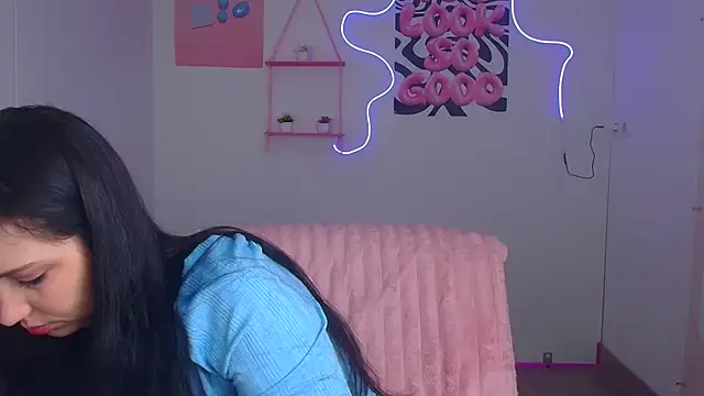 Amalia amor online show from April 11, 2026, 5:37 am