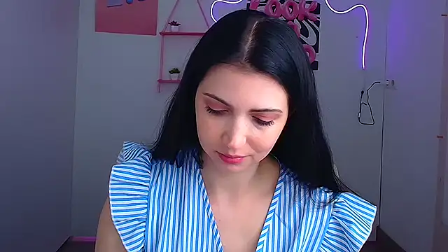 Amalia amor online show from June 18, 2026, 11:26 am