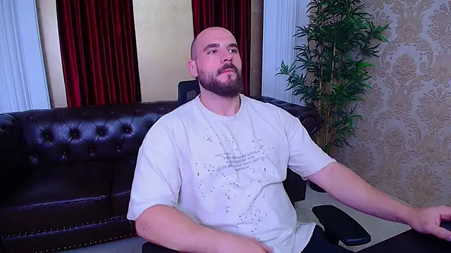 AdamJamesonn online show from October 9, 2025, 4:57 am