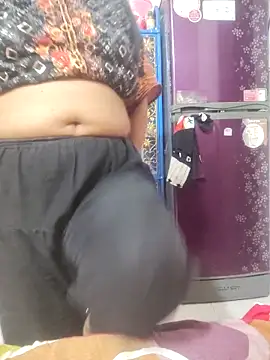 Snapshot of Horny_Desi_Girl chatting on October 10, 2025, 8:59 am Horny Desi Girl online show from October 10, 2025, 8:59 am