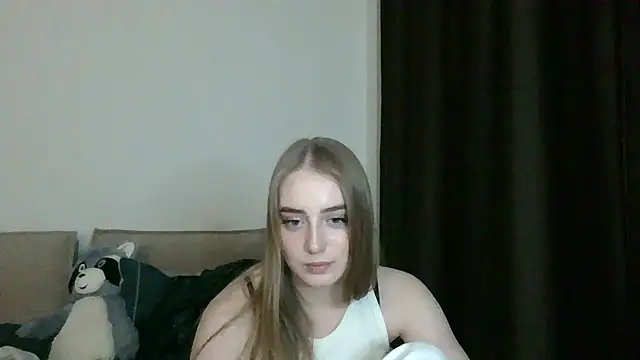 PriscillaSunset online show from January 16, 2025, 11:27 pm