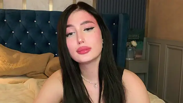 Snapshot of EmmaLawrens chatting on September 21, 2025, 3:44 am EmmaLawrens online show from September 21, 2025, 3:44 am