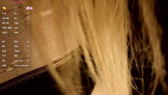 Emily  Mooree online show from October 12, 2025, 8:05 am