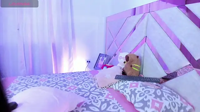 trissha xk1 online show from October 12, 2025, 11:33 am