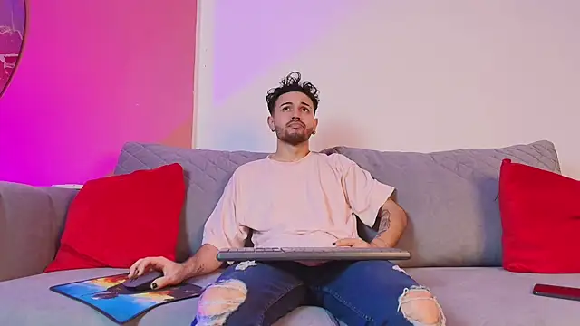 javi fox online show from January 17, 2025, 1:46 pm