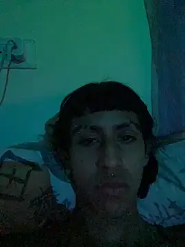 boysLittle online show from April 14, 2026, 2:05 am