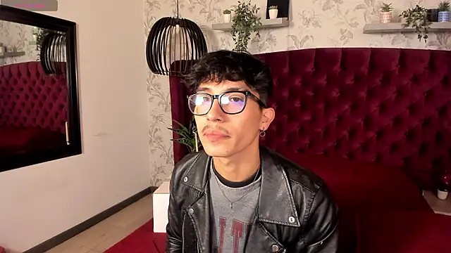 tim  fox online show from March 27, 2026, 11:44 am