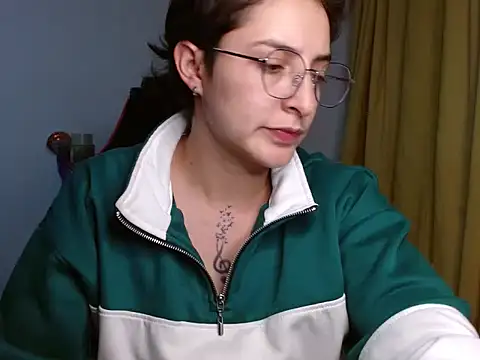Snapshot of alex_parker07 chatting on February 7, 2025, 11:34 pm alex parker07 online show from February 7, 2025, 11:34 pm