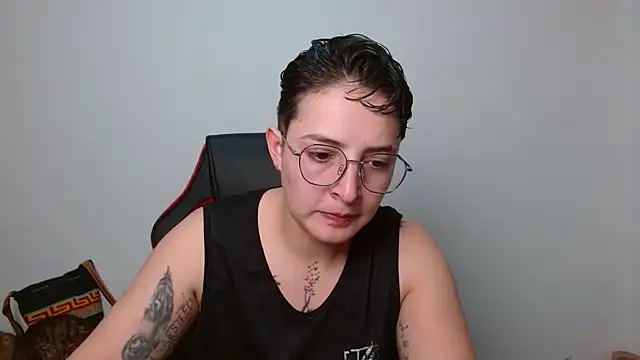 Snapshot of alex_parker07 chatting on September 15, 2025, 10:54 pm alex parker07 online show from September 15, 2025, 10:54 pm