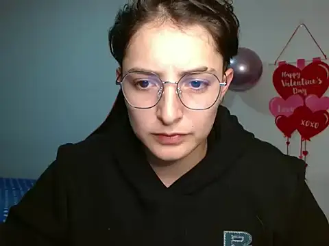 Snapshot of alex_parker07 chatting on February 17, 2025, 11:33 pm alex parker07 online show from February 17, 2025, 11:33 pm