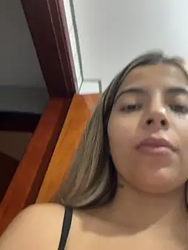 ninfduda online show from February 14, 2026, 1:50 am