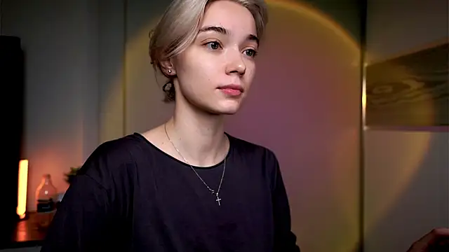 Snapshot of ileanacampbe chatting on March 21, 2025, 4:17 am ileanacampbe online show from March 21, 2025, 4:17 am