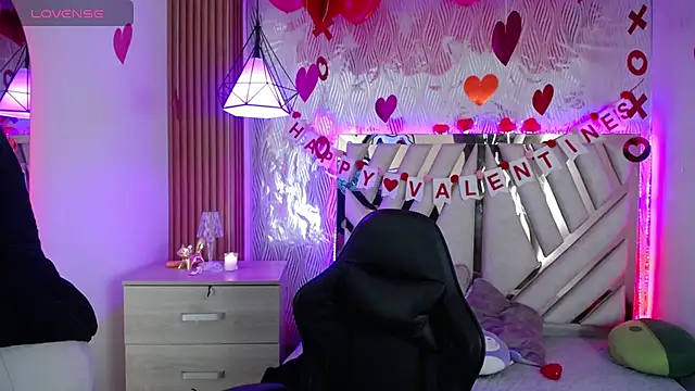 Snapshot of NyxAndria_1 chatting on February 17, 2026, 12:41 am NyxAndria 1 online show from February 17, 2026, 12:41 am