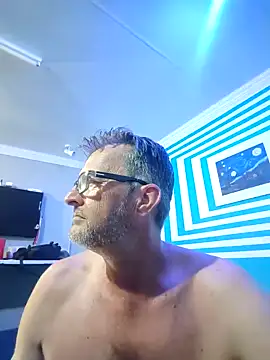 itsmeyes69 online show from January 30, 2025, 11:02 pm