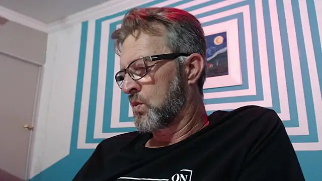 itsmeyes69 online show from February 27, 2025, 9:04 pm