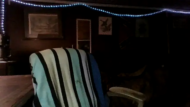 Aldick68 online show from April 15, 2026, 6:19 am