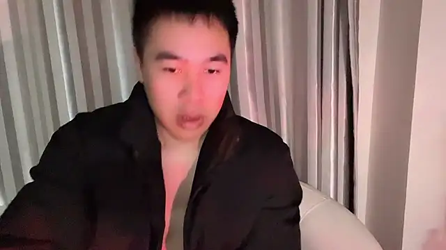 Snapshot of ____________________88 chatting on January 11, 2025, 6:33 pm                     88 online show from January 11, 2025, 6:33 pm