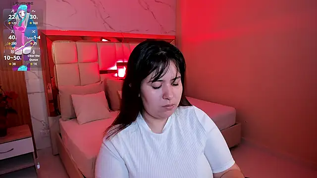 zoes milee online show from December 5, 2025, 11:31 am