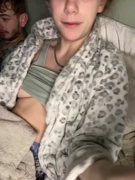 VioletxBlue online show from March 8, 2026, 11:13 am