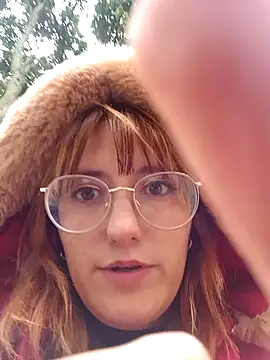 SussanHottye1  online show from March 7, 2025, 6:33 pm