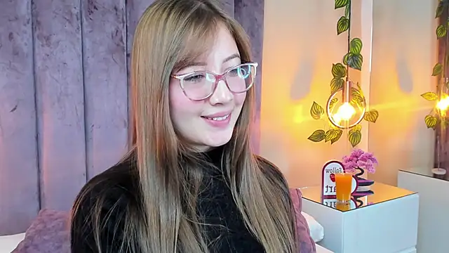 Dahlia Rousse online show from December 17, 2025, 5:12 am