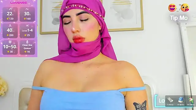 Snapshot of taylorsmiiith_ chatting on February 12, 2026, 2:17 pm taylorsmiiith online show from February 12, 2026, 2:17 pm