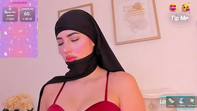 Snapshot of taylorsmiiith_ chatting on February 16, 2026, 3:21 pm taylorsmiiith online show from February 16, 2026, 3:21 pm