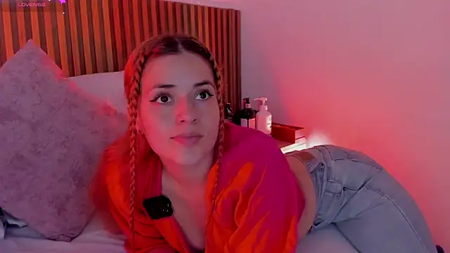 alliss ginger  online show from October 3, 2025, 7:26 pm