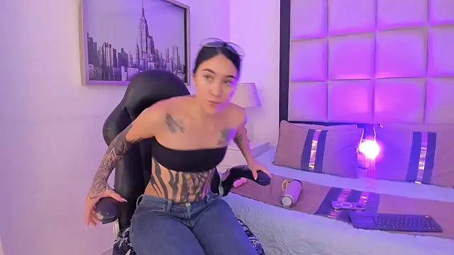 MeganPresleyy online show from July 16, 2026, 12:29 am