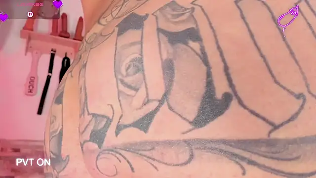 amyswallow7 online show from November 6, 2025, 1:20 am