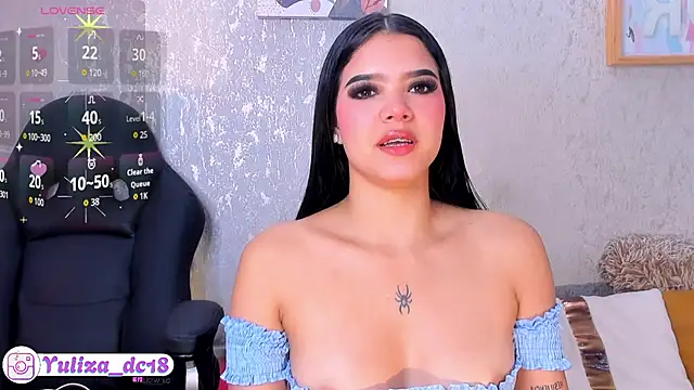 Luxury Woman online show from February 14, 2026, 12:00 am