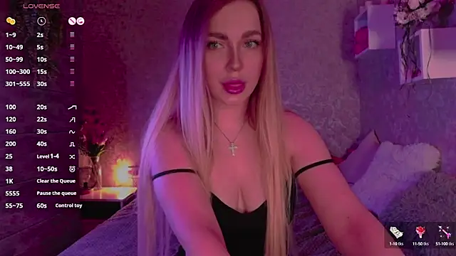 Snapshot of Mika_Rayy chatting on March 7, 2025, 6:00 pm Mika Rayy online show from March 7, 2025, 6:00 pm