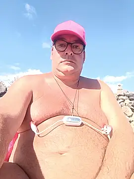 MountJohnXL online show from November 11, 2025, 2:23 pm