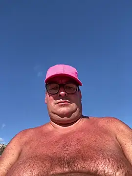 MountJohnXL online show from December 20, 2025, 3:37 pm