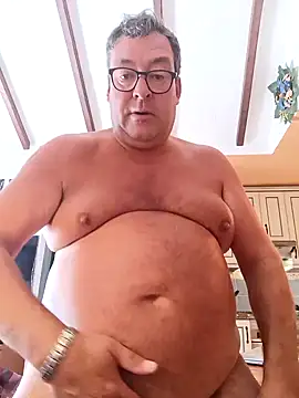 MountJohnXL online show from February 9, 2025, 1:14 pm