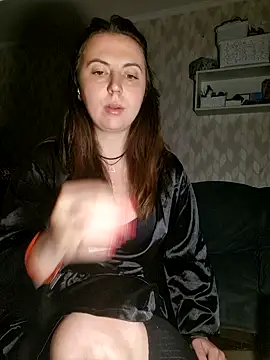 Snapshot of Melenka chatting on April 27, 2026, 10:41 pm Melenka online show from April 27, 2026, 10:41 pm
