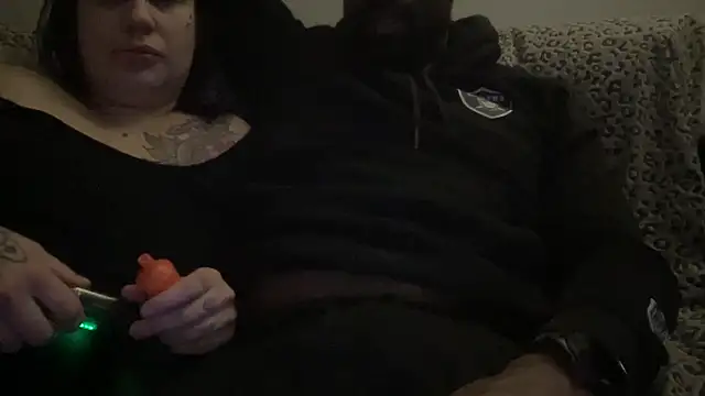 vanillachocduo online show from January 9, 2025, 5:33 pm