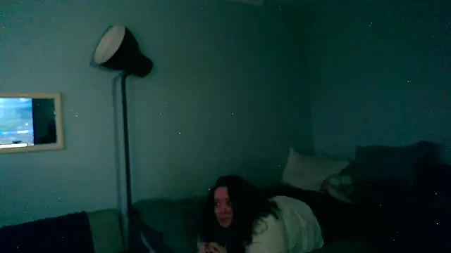 vanillachocduo online show from March 31, 2026, 6:43 pm